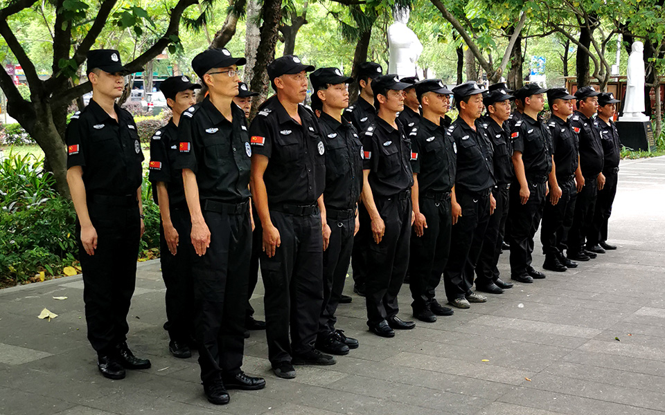 十月處金秋，國慶迎歡騰！ 祝大家節日快樂，祝愿我們偉大的祖國永遠繁榮昌盛！